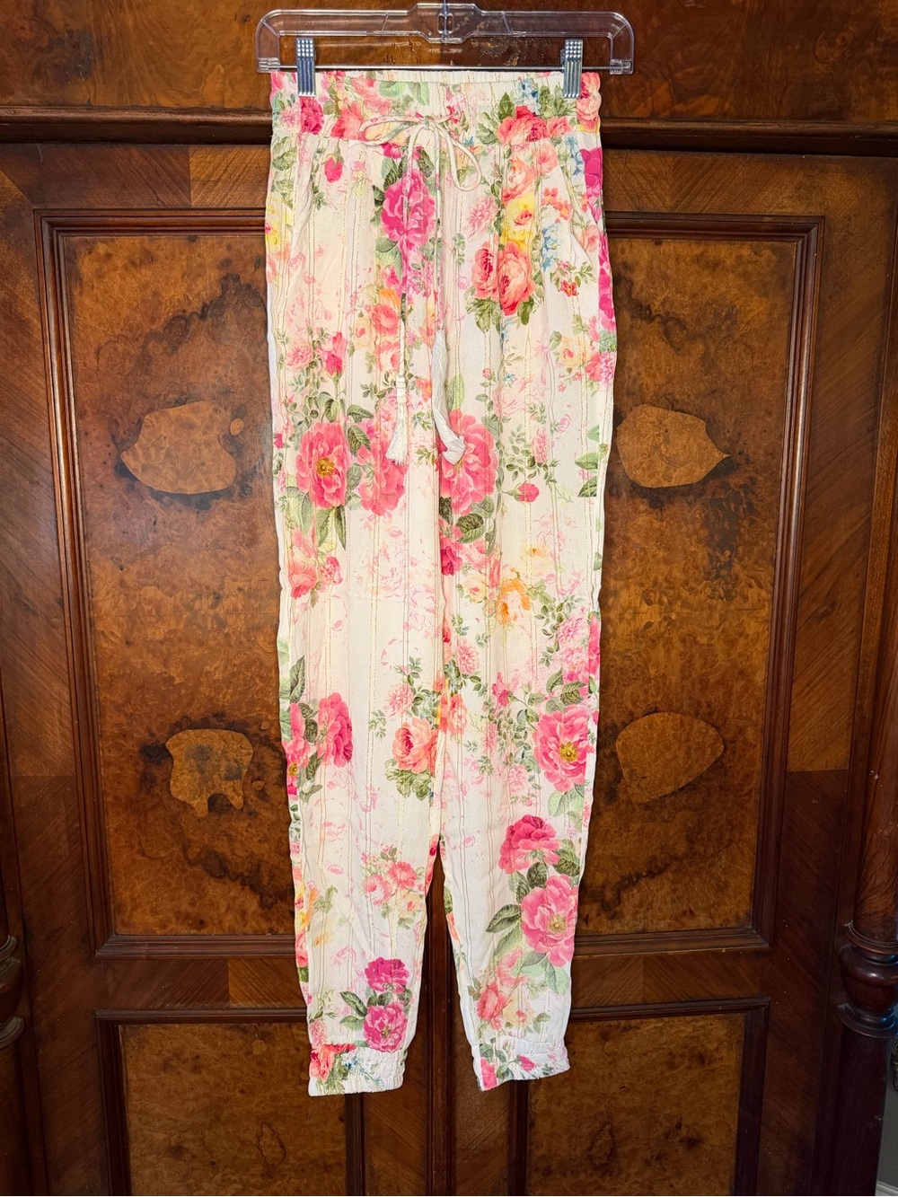 Hemant & Nandita Floral Lurex Jogger Pants Ivory Pink Size Small GUC